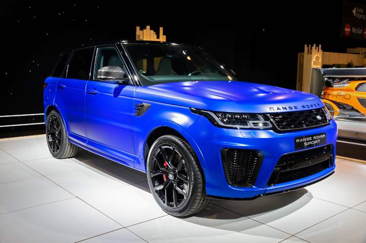 Range Rover SVR, il modello unico di Federer