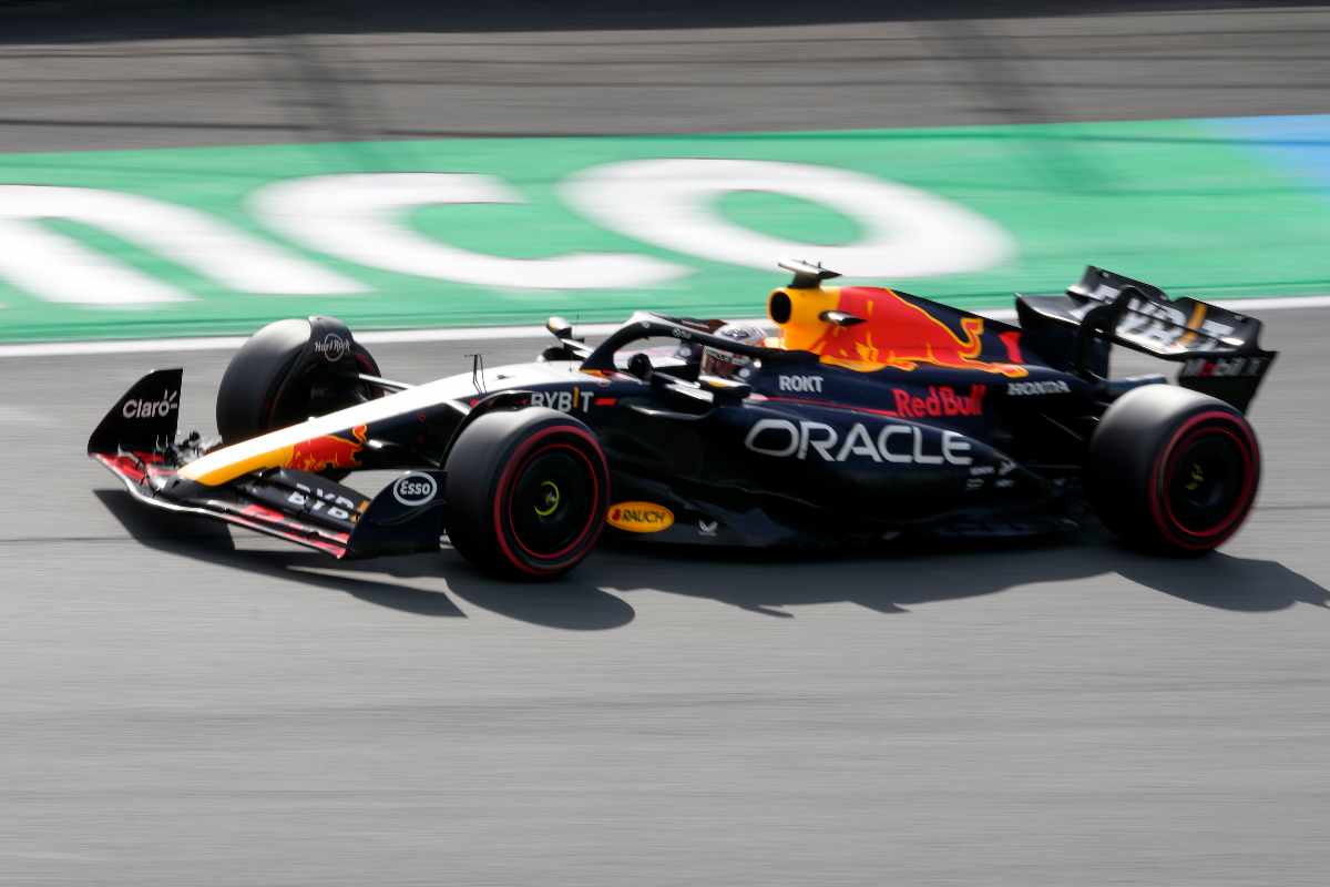 F1 Max Verstappen vince a Zandvoort