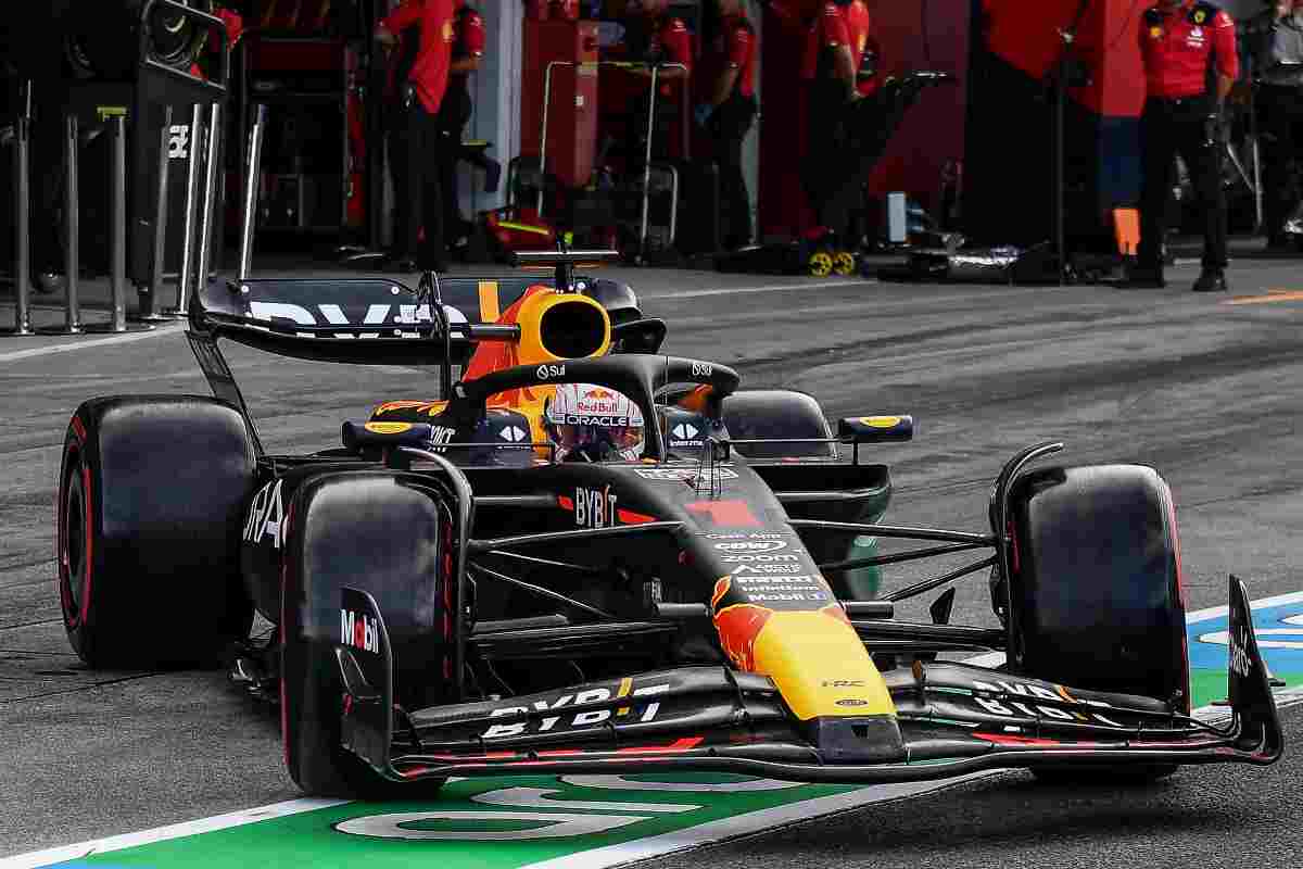 Le monoposto di F1 hanno la retromarcia? Ecco la verità