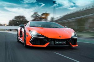 La Lamborghini stupisce tutti: arriva l'annuncio sulle auto elettriche del futuro