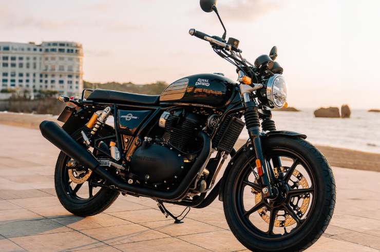 Royal Enfield Interceptor 450 cambia tutto