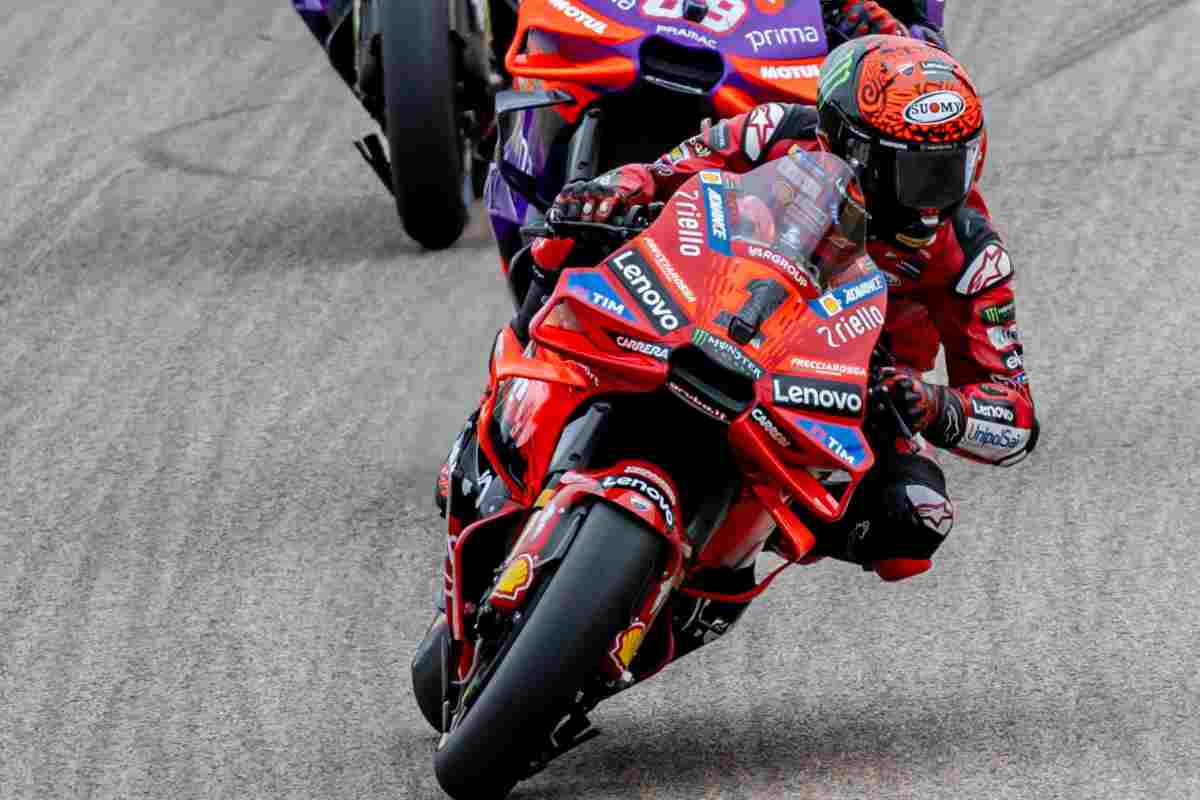 Svelato il segreto delle MotoGP: il trucco è nascosto nell’olio