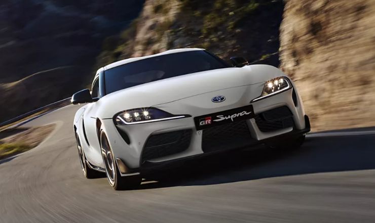 Toyota Supra che motore