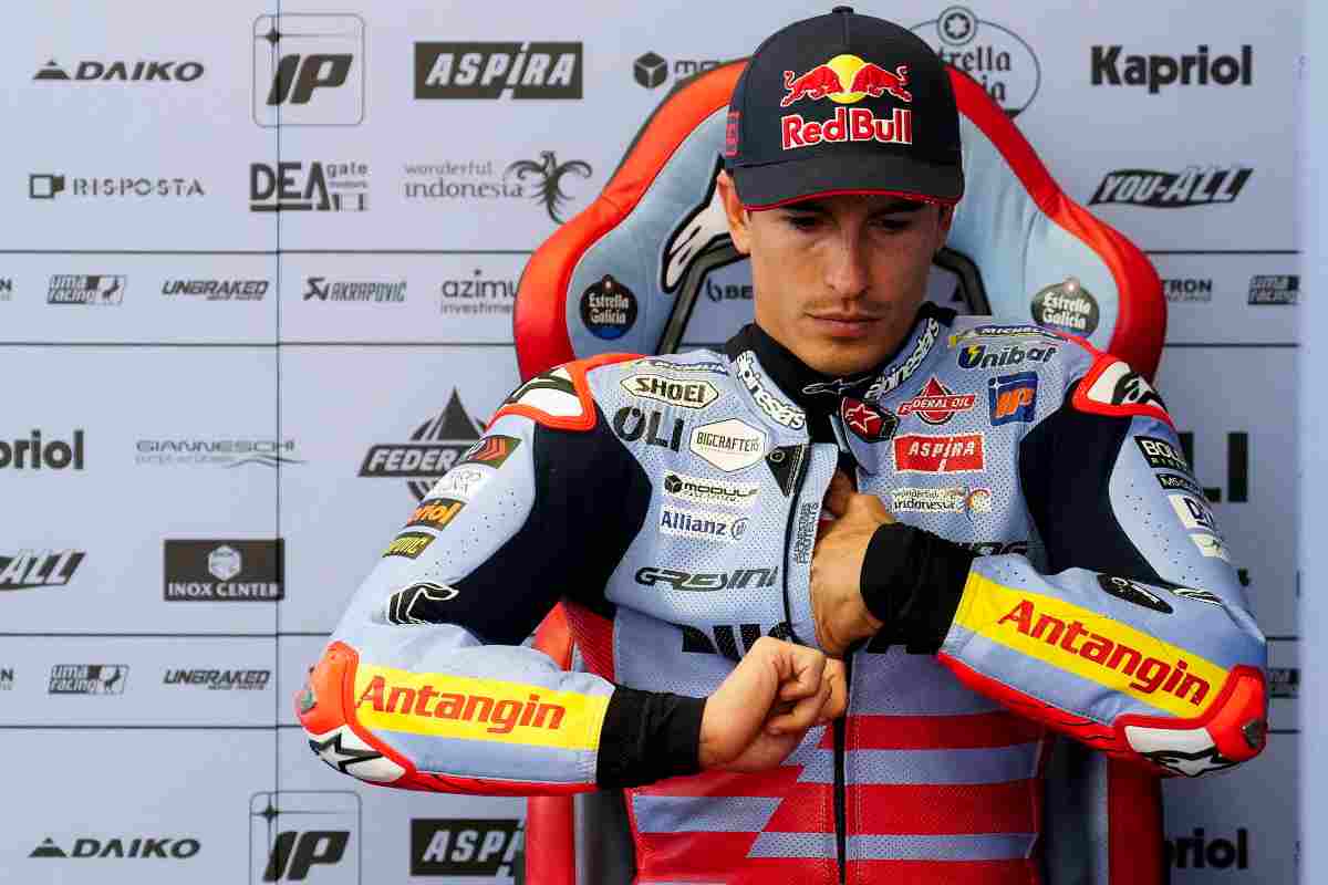 Marc Marquez non raggiungerà mai Valentino Rossi: ora lo ha escluso categoricamente