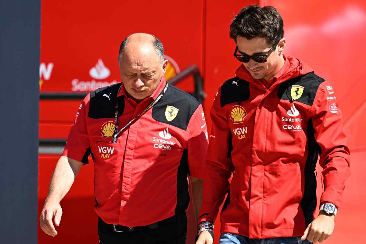 Ferrari spaccata a metà: Leclerc sbugiarda Vasseur in pubblica piazza