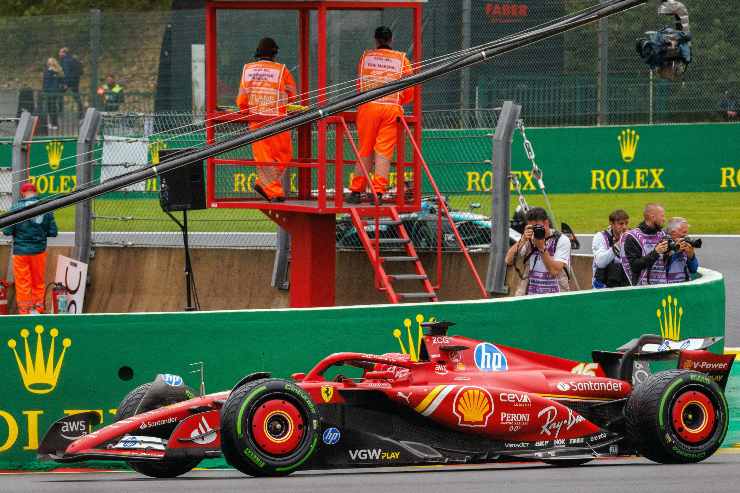 Charles Leclerc che stoccata