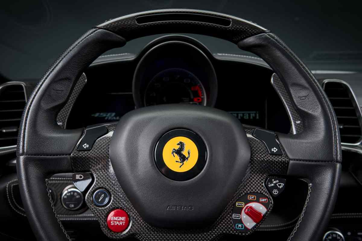 La Ferrari più assurda mai prodotta: ha il sapore d'estate e un prezzo da infarto