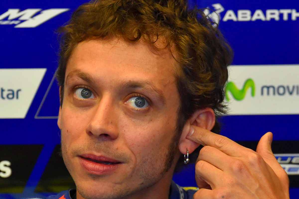 Valentino Rossi "favorito" in MotoGP? L'ex pilota spiffera tutto sulle gomme