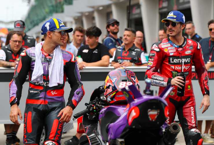 MotoGP, sfida senza esclusioni di colpi in Malesia