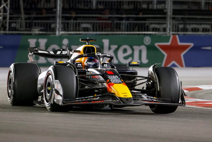 Max Verstappen stoccata al campioen