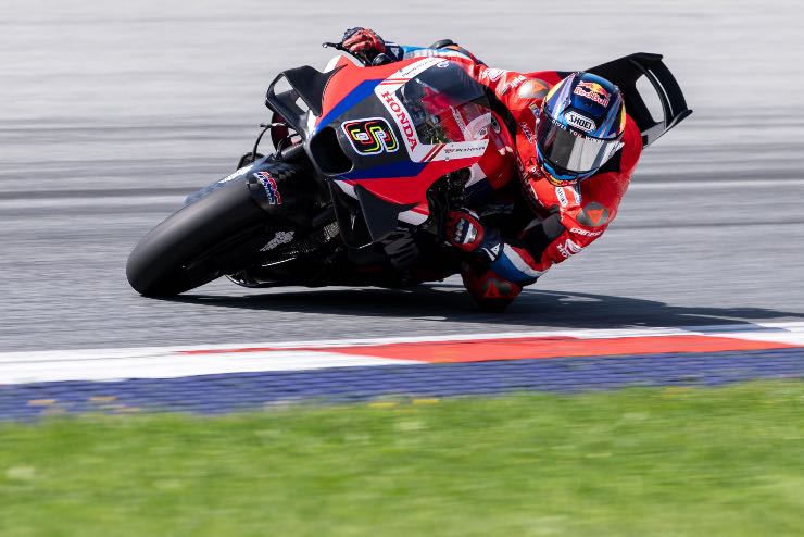 Stefan Bradl dice basta