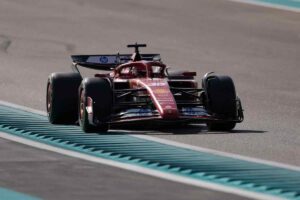 F1 Charles Leclerc davanti a tutti