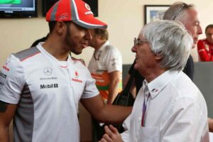 Hamilton ridicolizzato dall’ex boss della F1: allarme lanciato in Ferrari